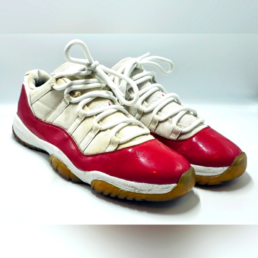 Jordan 11 Low Cherry